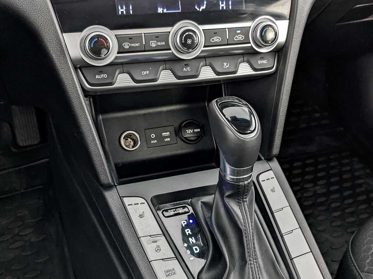 Купить Hyundai Elantra, 2020, 32 430 км.. Фото: #21