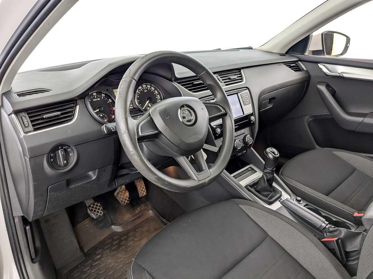 Купить Skoda Octavia, 2017, 140 527 км.. Фото: #13
