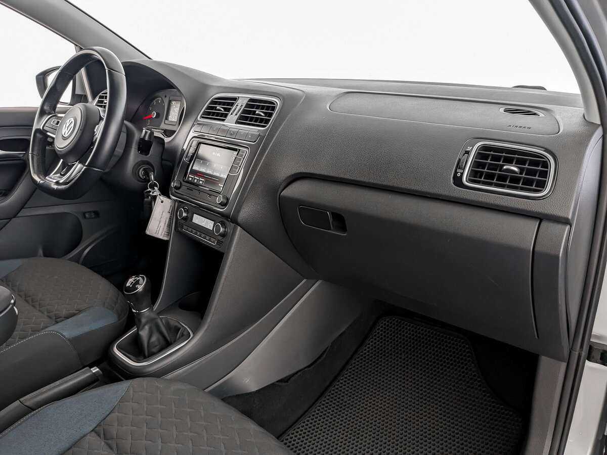 Купить Volkswagen Polo, 2019, 78 138 км.. Фото: #10