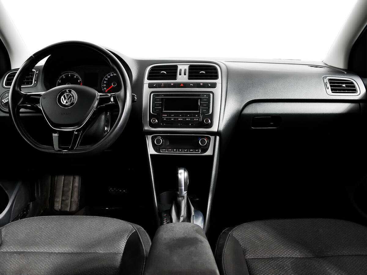 Купить Volkswagen Polo, 2017, 67 383 км.. Фото: #10