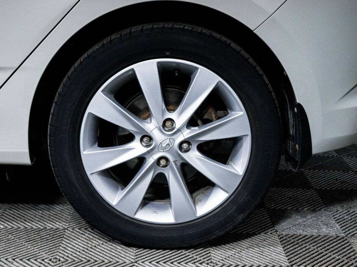 Купить Hyundai Solaris, 2015, 73 940 км.. Фото: #10