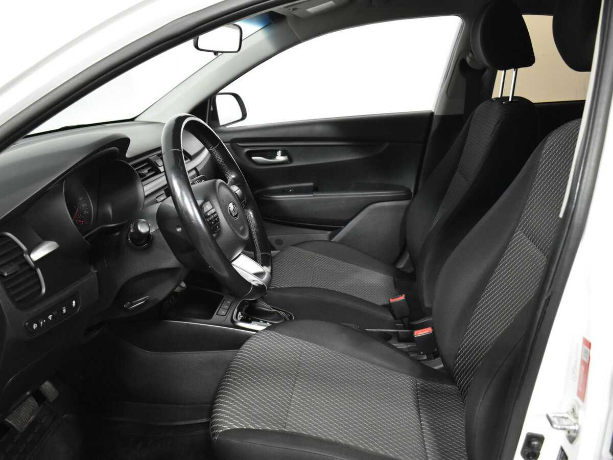 Купить Kia Rio, 2017, 99 813 км.. Фото: #12