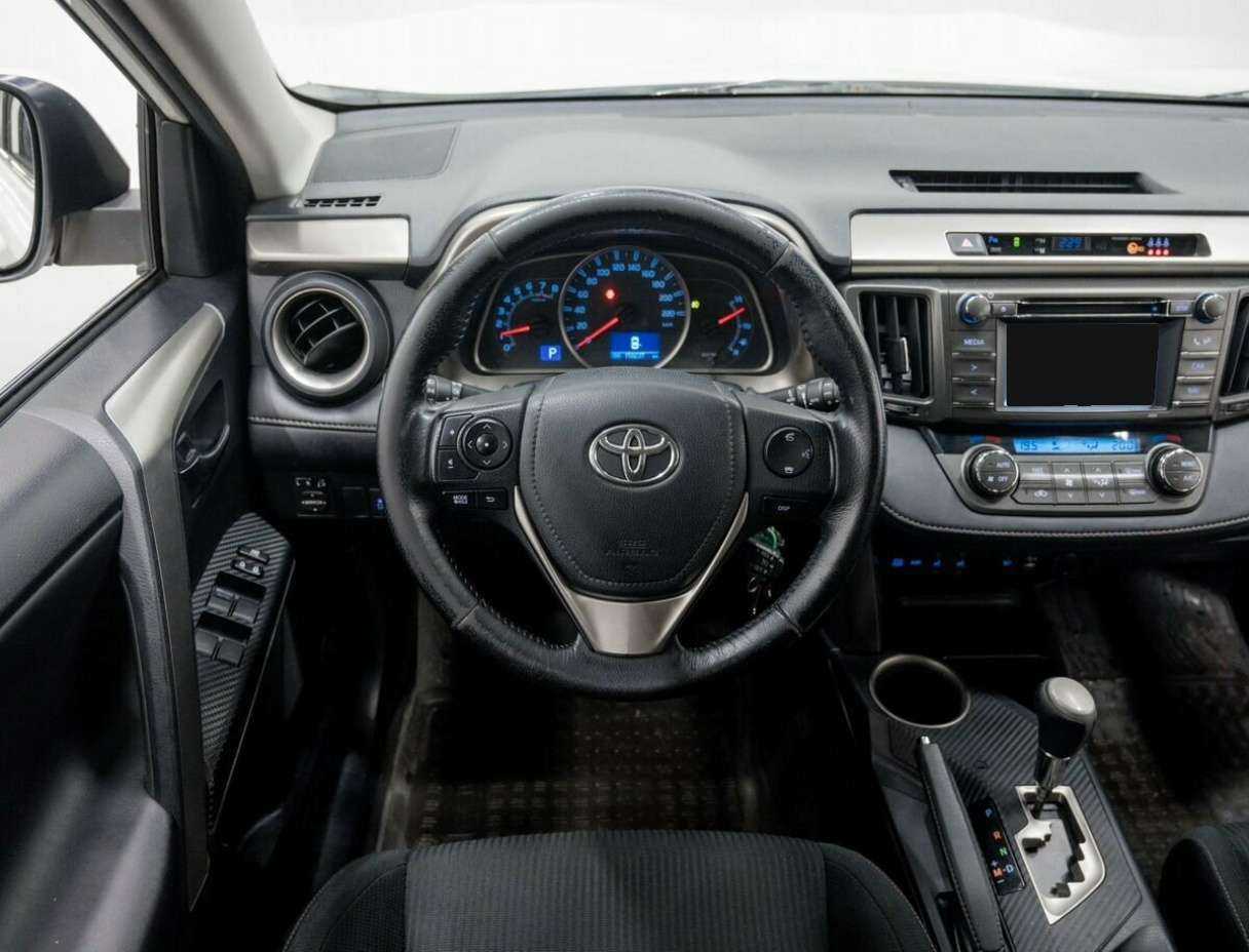 Купить Toyota RAV4, 2014, 157 948 км.. Фото: #10