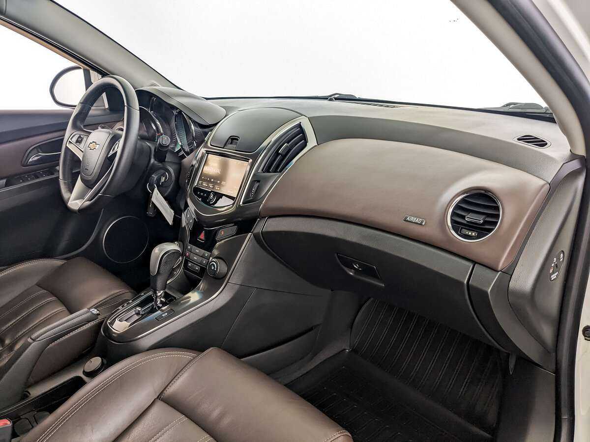 Купить Chevrolet Cruze, 2014, 184 795 км.. Фото: #8