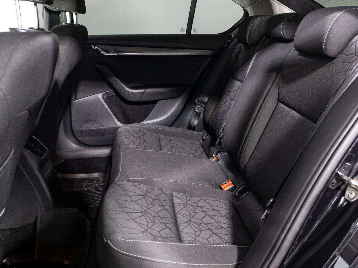 Купить Skoda Octavia, 2019, 268 337 км.. Фото: #9