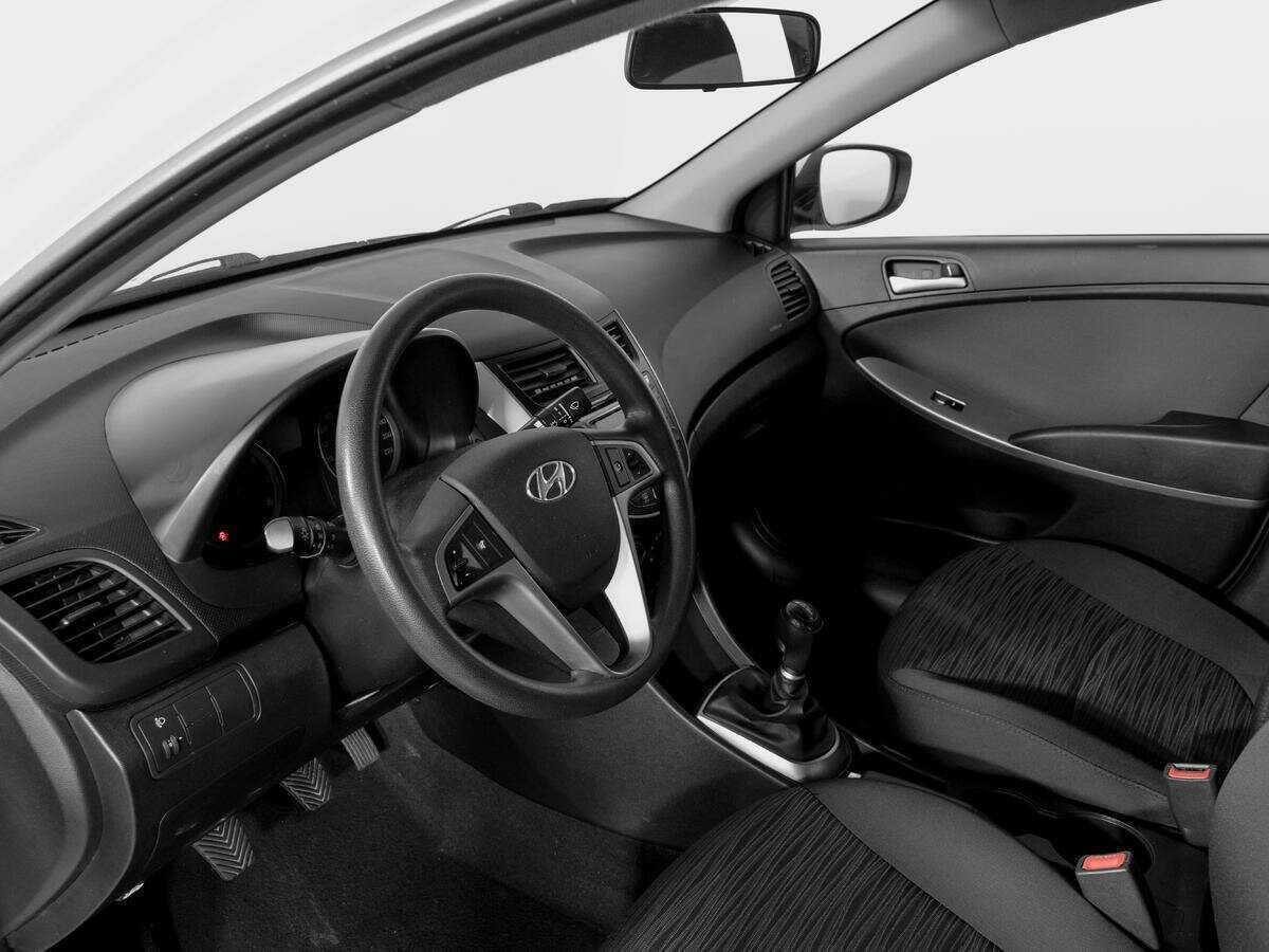 Купить Hyundai Solaris, 2016, 100 095 км.. Фото: #14