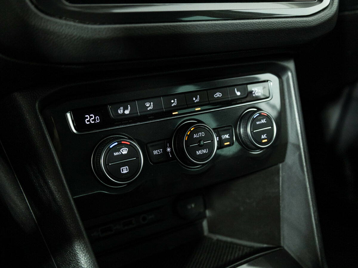 Купить Volkswagen Tiguan, 2018, 125 644 км.. Фото: #15