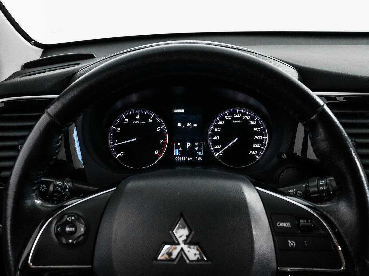 Купить Mitsubishi Outlander, 2015, 99 353 км.. Фото: #15