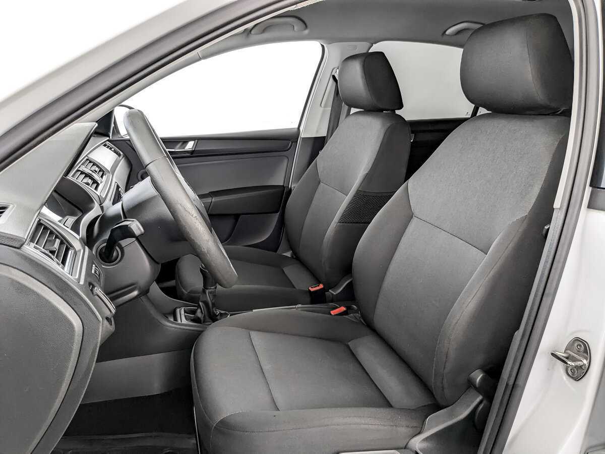 Купить Skoda Rapid, 2019, 156 377 км.. Фото: #19