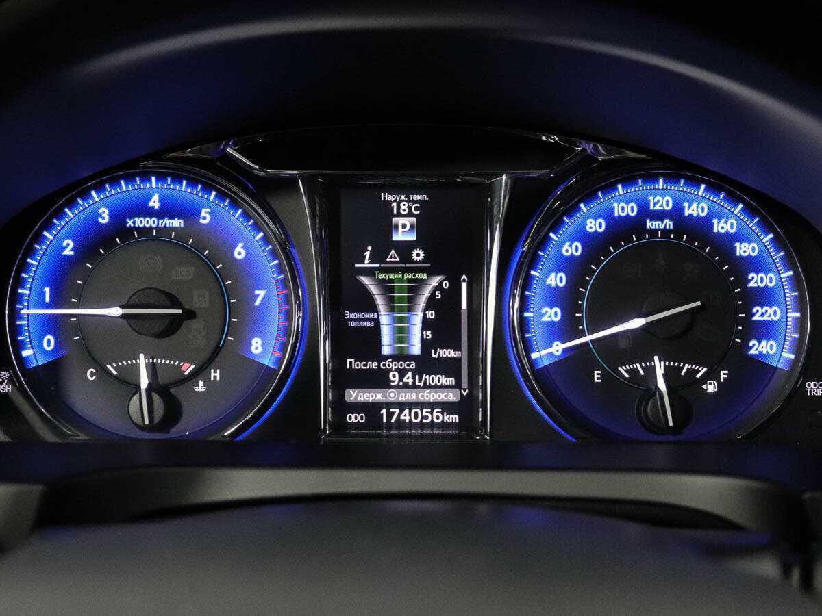 Купить Toyota Camry, 2015, 174 055 км.. Фото: #11