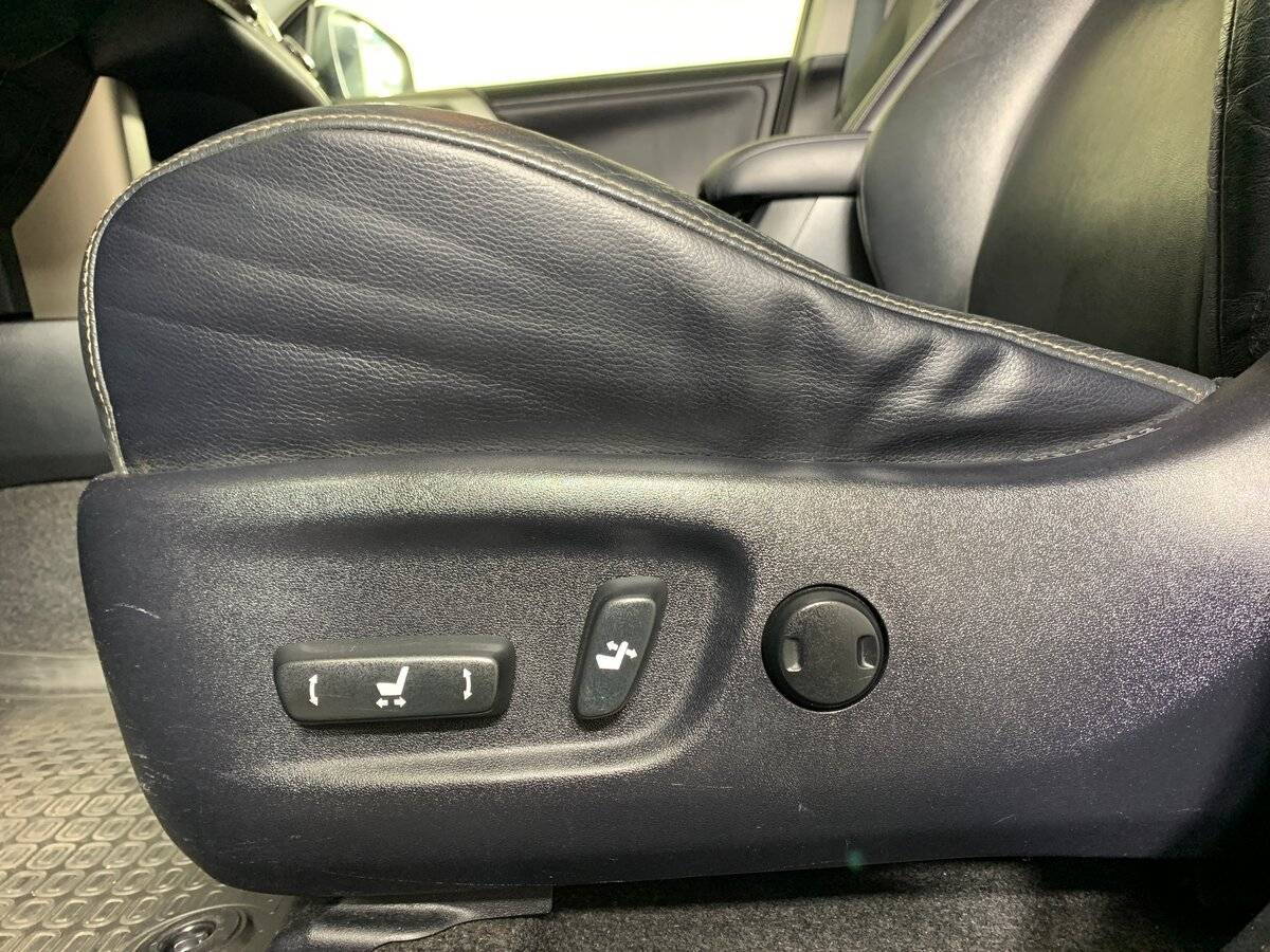 Купить Toyota RAV4, 2013, 230 440 км.. Фото: #15