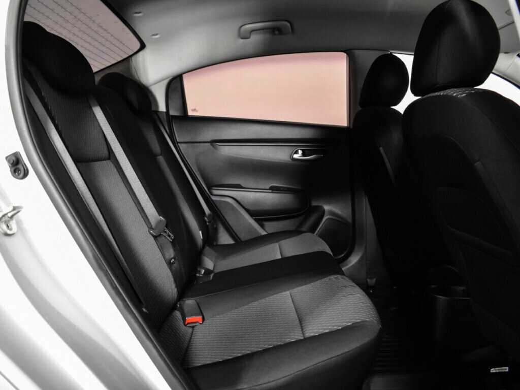 Купить Kia Rio, 2019, 157 222 км.. Фото: #9