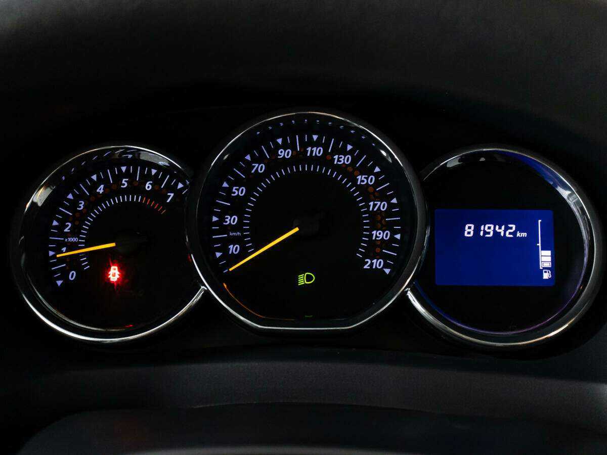 Купить Renault Sandero, 2015, 81 937 км.. Фото: #11