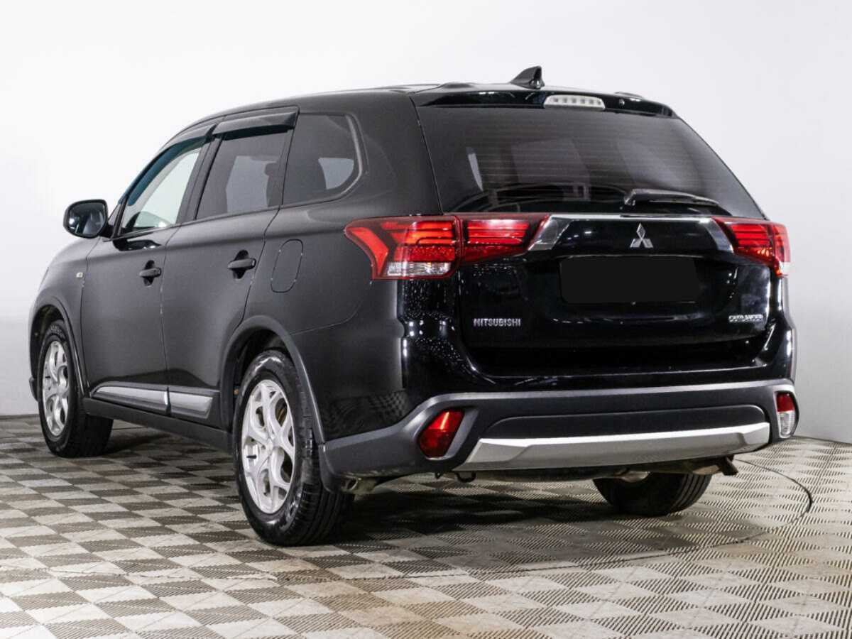 Купить Mitsubishi Outlander, 2017, 108 590 км.. Фото: #5