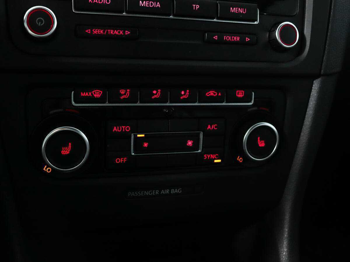 Купить Volkswagen Golf, 2012, 84 820 км.. Фото: #12