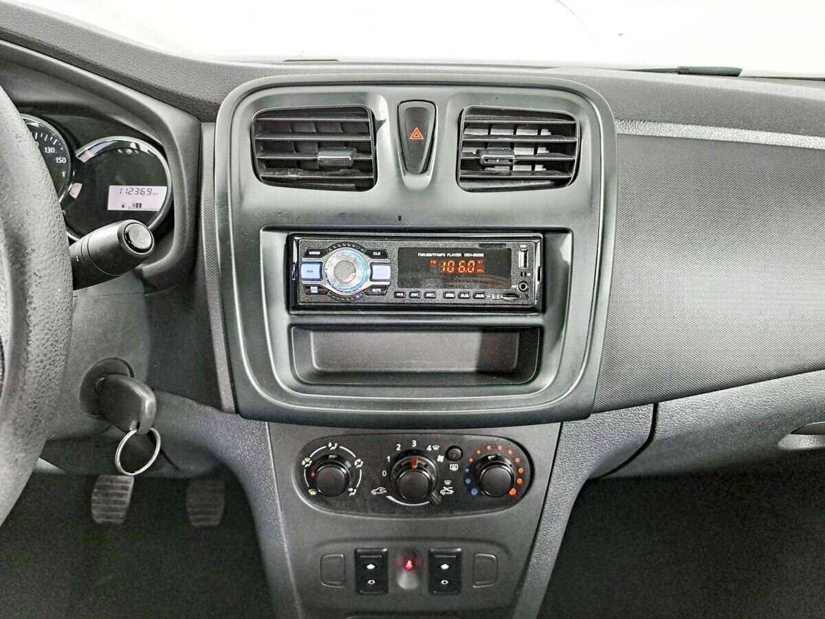 Купить Renault Logan, 2016, 112 368 км.. Фото: #14