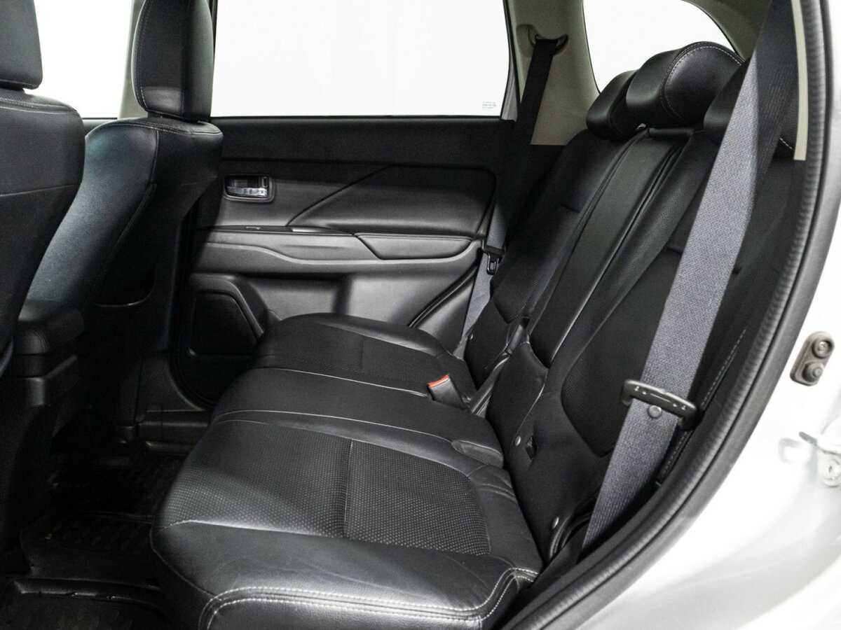 Купить Mitsubishi Outlander, 2016, 145 484 км.. Фото: #9