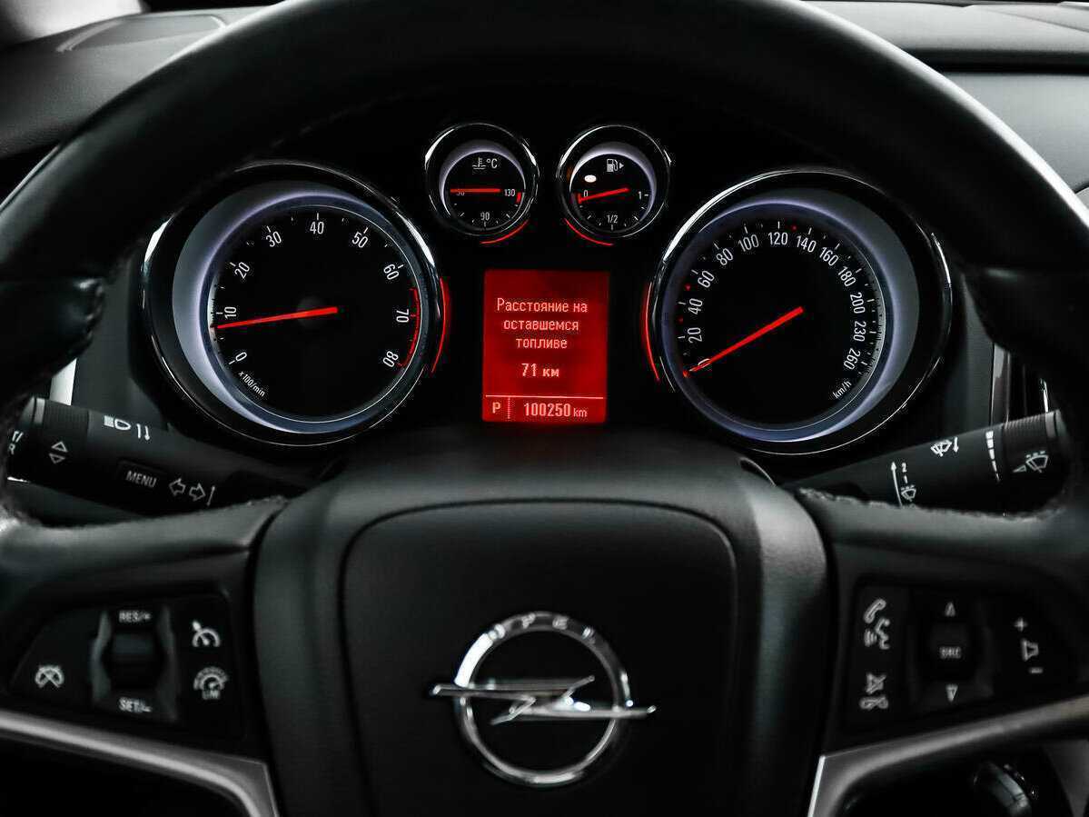 Купить Opel Astra, 2013, 100 248 км.. Фото: #14