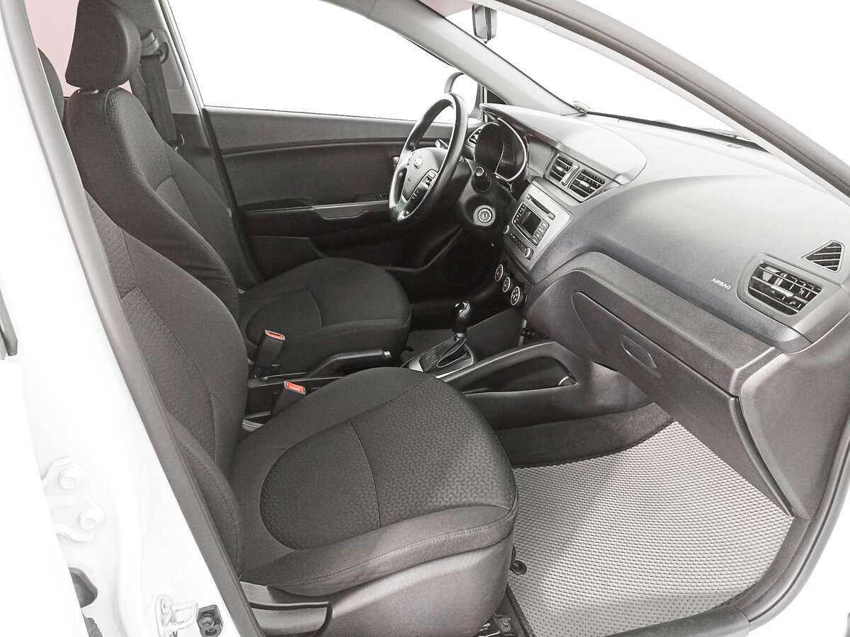 Купить Kia Rio, 2017, 127 733 км.. Фото: #8