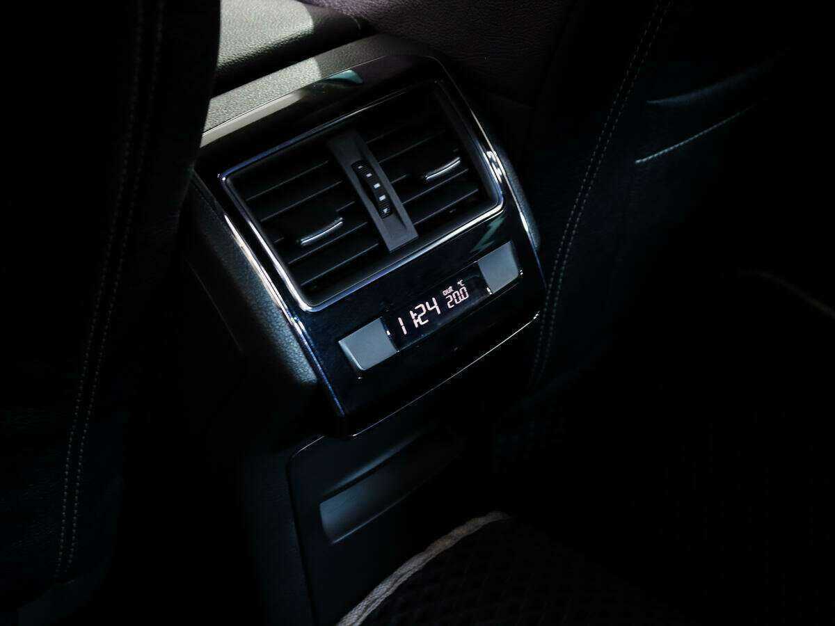 Купить Skoda Superb, 2015, 139 900 км.. Фото: #15