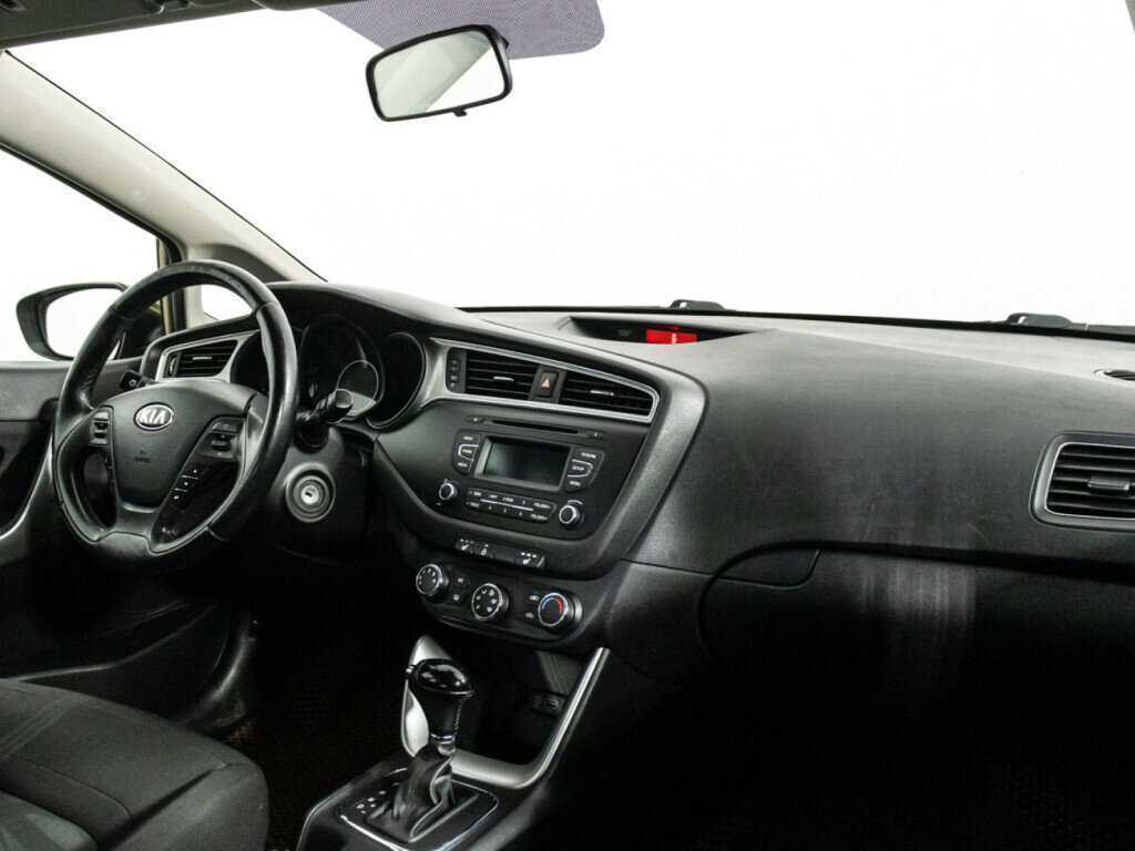 Купить Kia Ceed, 2016, 123 545 км.. Фото: #8