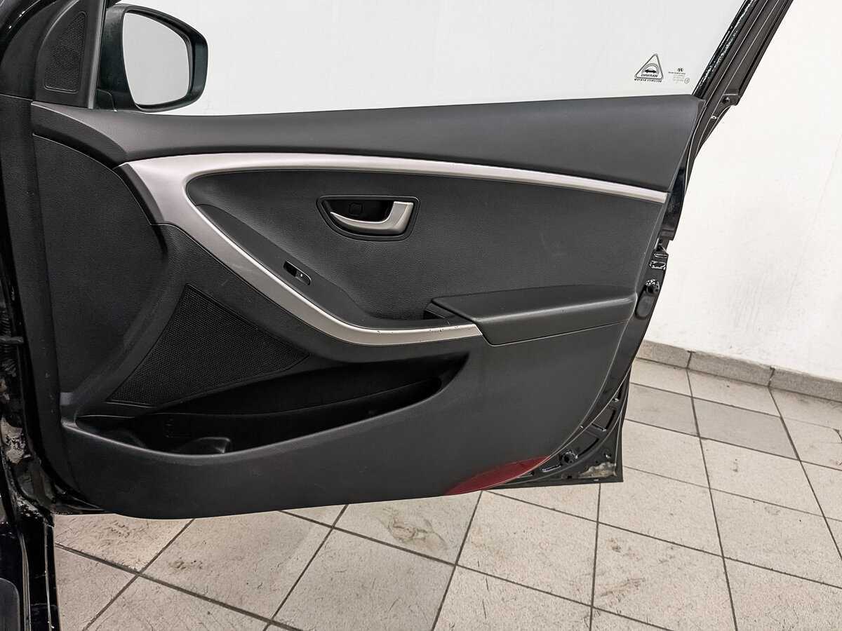 Купить Hyundai i30, 2015, 65 329 км.. Фото: #24