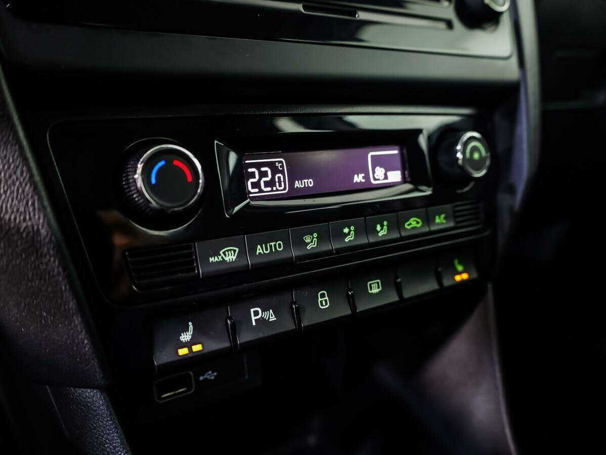 Купить Skoda Rapid, 2018, 150 572 км.. Фото: #13