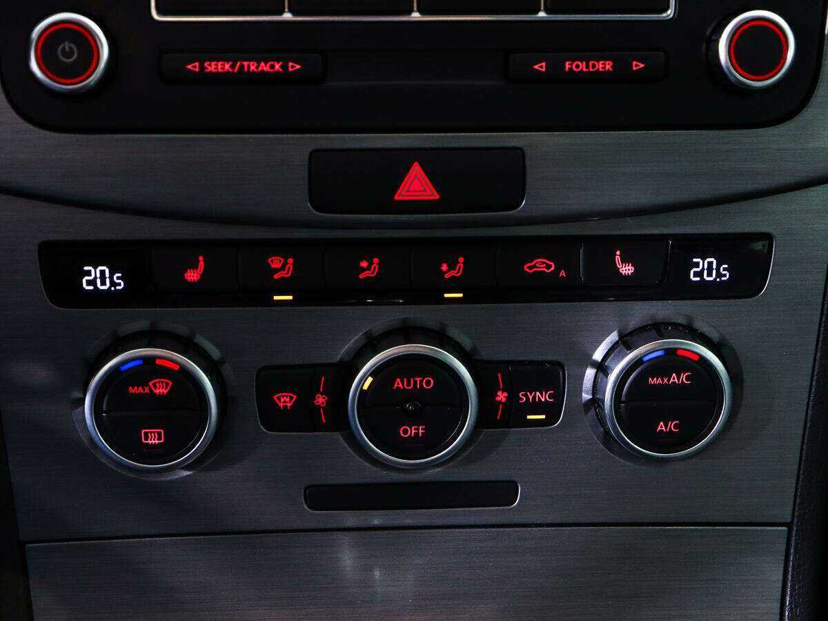 Купить Volkswagen Passat, 2014, 102 744 км.. Фото: #12