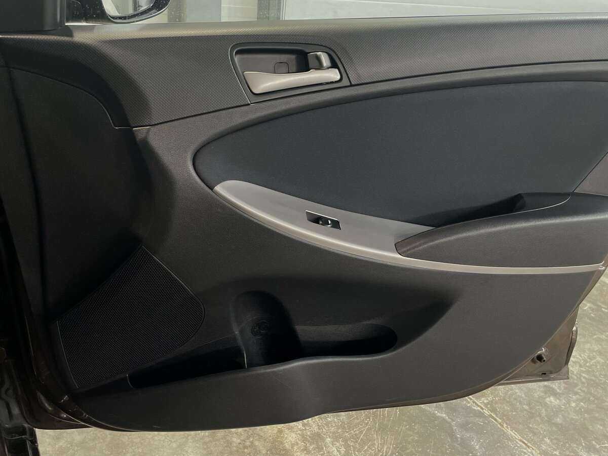 Купить Hyundai Solaris, 2015, 139 070 км.. Фото: #17