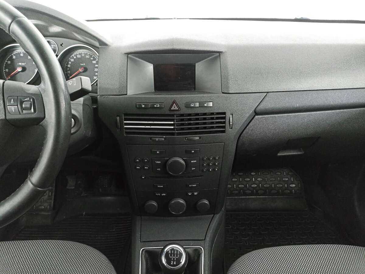 Купить Opel Astra, 2013, 218 764 км.. Фото: #12