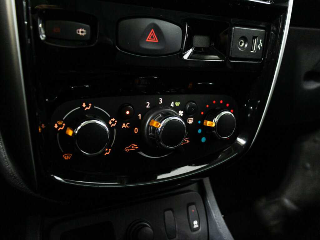 Купить Nissan Terrano, 2015, 130 254 км.. Фото: #14