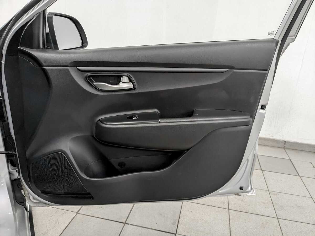 Купить Kia Rio, 2020, 221 366 км.. Фото: #22