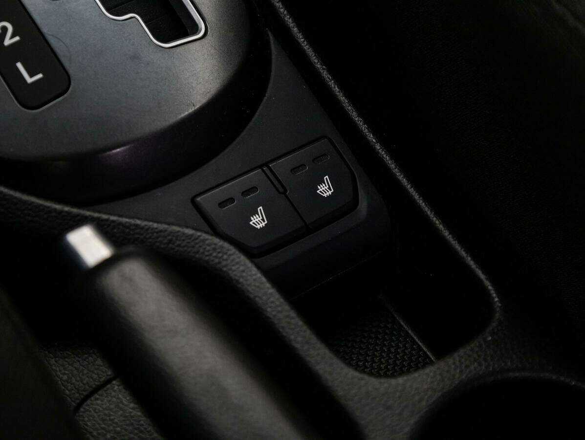 Купить Kia Rio, 2016, 69 629 км.. Фото: #13