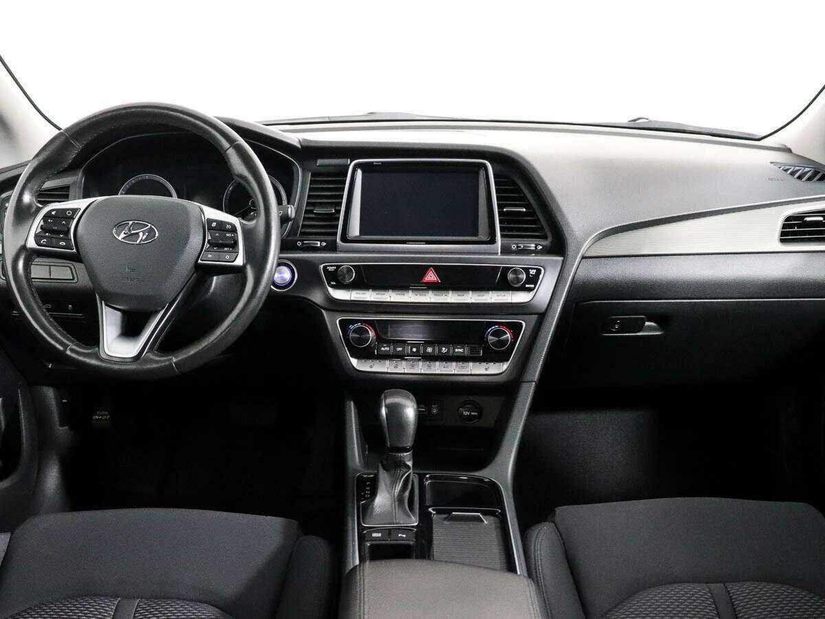 Купить Hyundai Sonata, 2018, 61 197 км.. Фото: #10