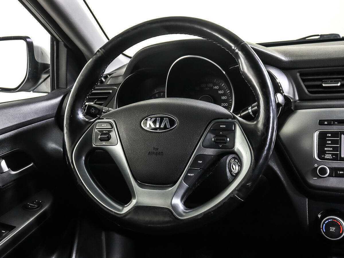 Купить Kia Rio, 2016, 66 181 км.. Фото: #13