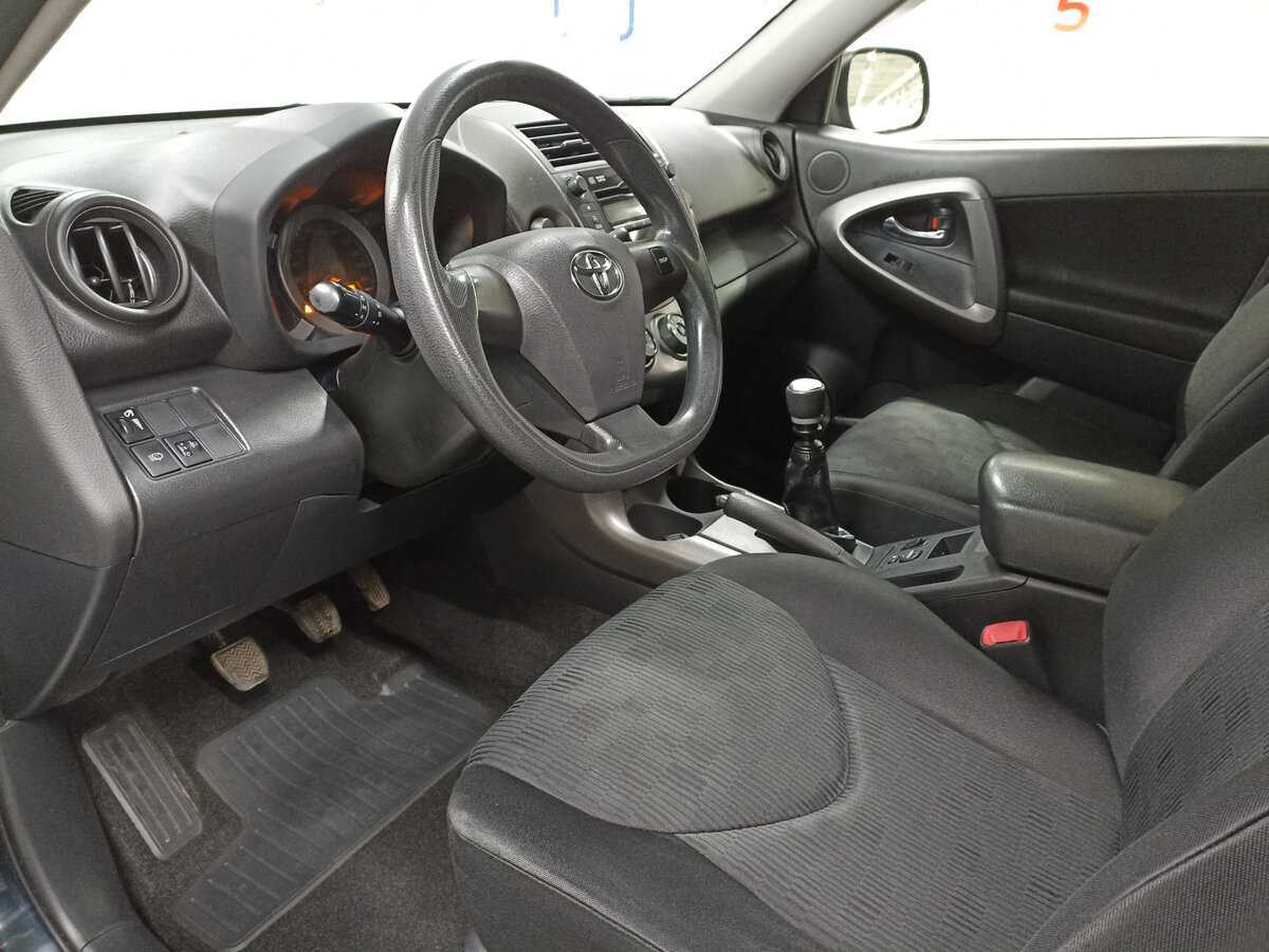 Купить Toyota RAV4, 2012, 162 790 км.. Фото: #15
