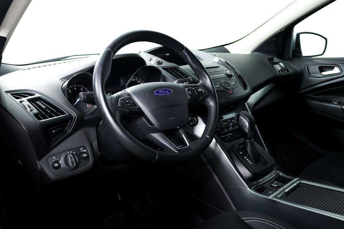 Купить Ford Kuga, 2017, 42 731 км.. Фото: #12