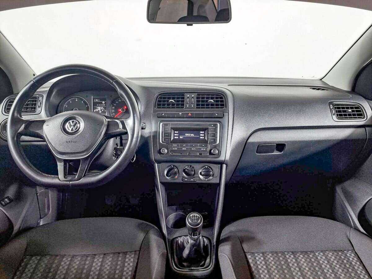 Купить Volkswagen Polo, 2018, 149 000 км.. Фото: #10