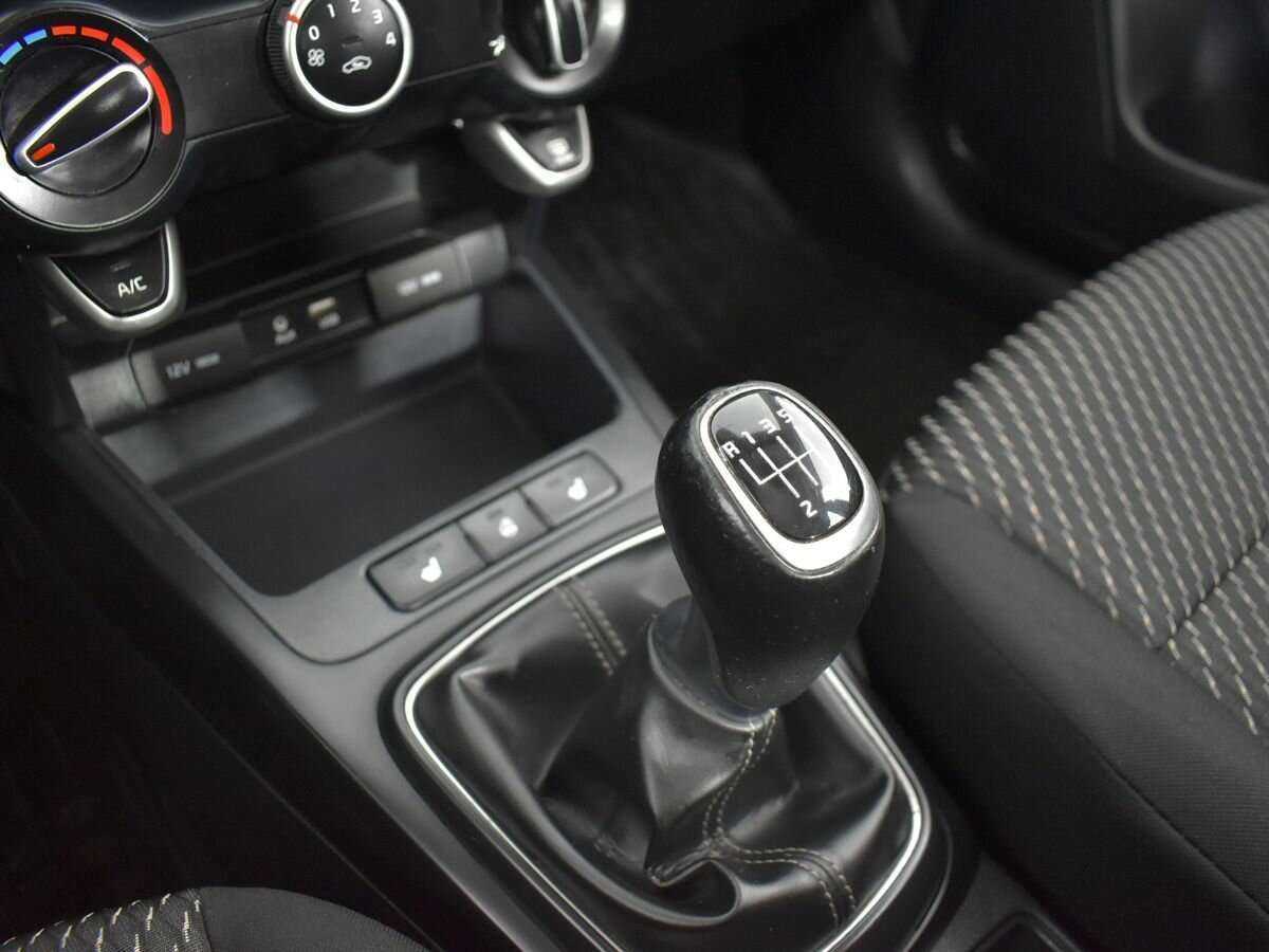 Купить Kia Rio, 2019, 65 558 км.. Фото: #11