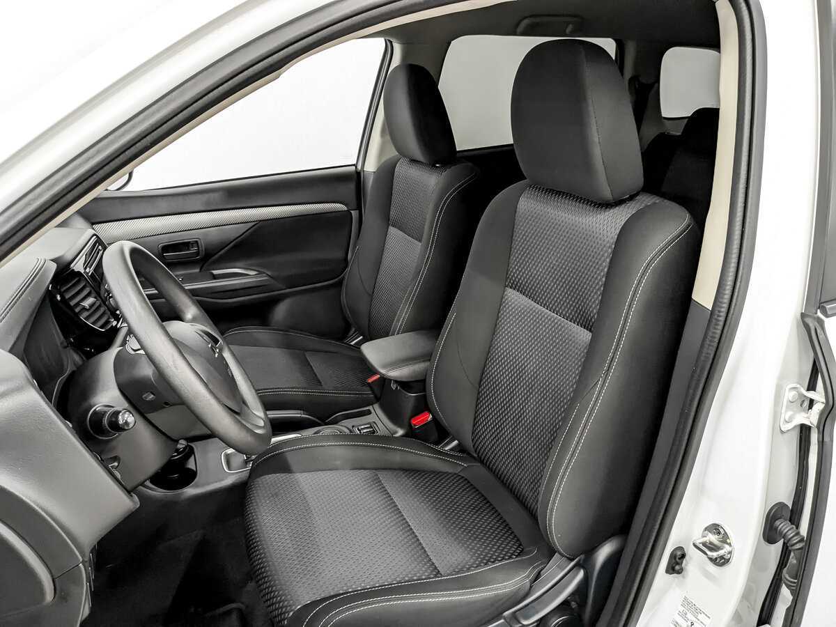 Купить Mitsubishi Outlander, 2015, 176 821 км.. Фото: #19