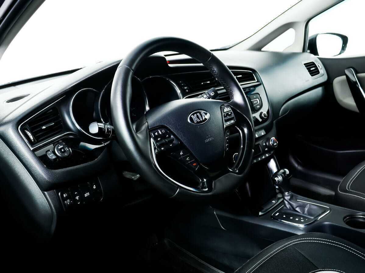 Купить Kia Ceed, 2015, 87 869 км.. Фото: #12