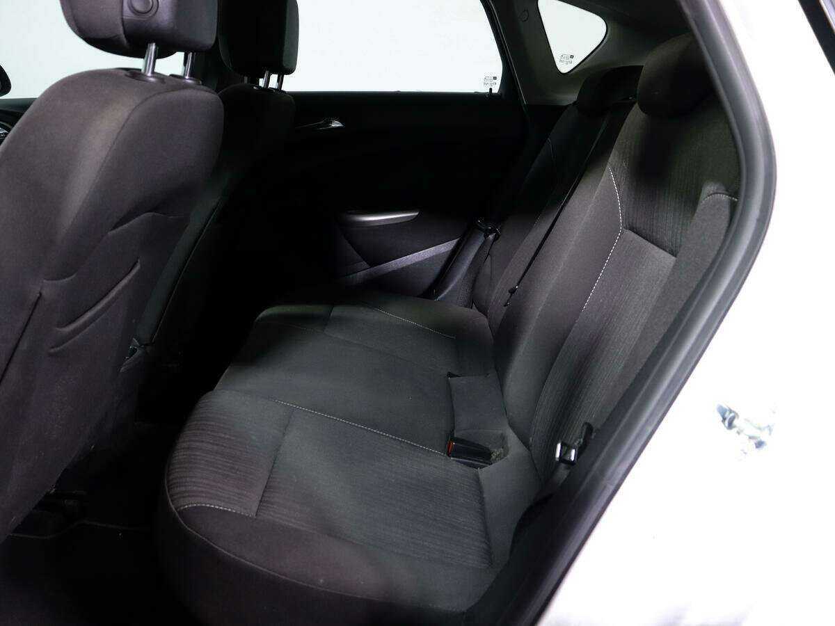 Купить Opel Astra, 2012, 80 000 км.. Фото: #7