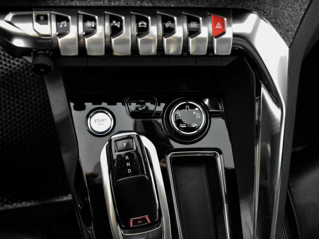 Купить Peugeot 3008, 2018, 145 651 км.. Фото: #13