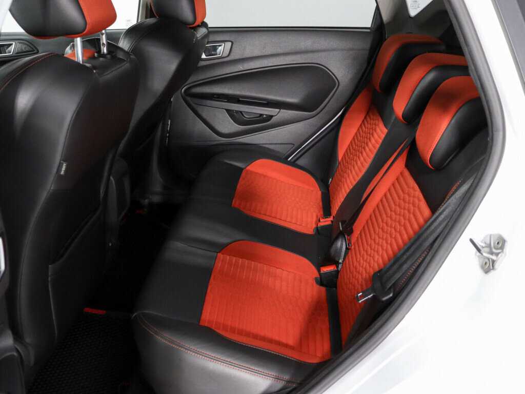 Купить Ford Fiesta, 2016, 98 516 км.. Фото: #10