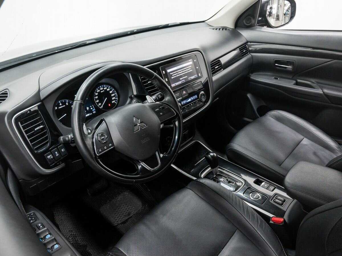 Купить Mitsubishi Outlander, 2017, 285 598 км.. Фото: #12