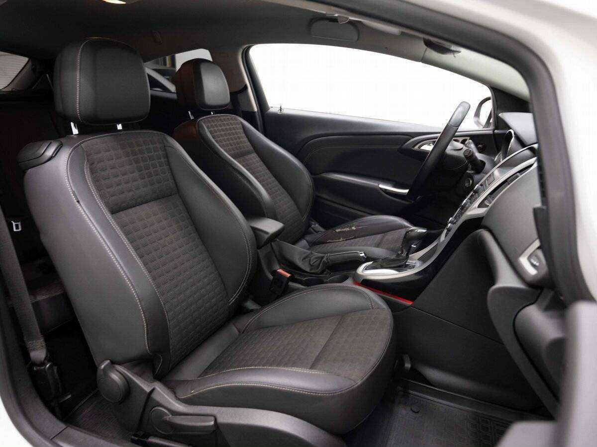 Купить Opel Astra, 2012, 190 009 км.. Фото: #10