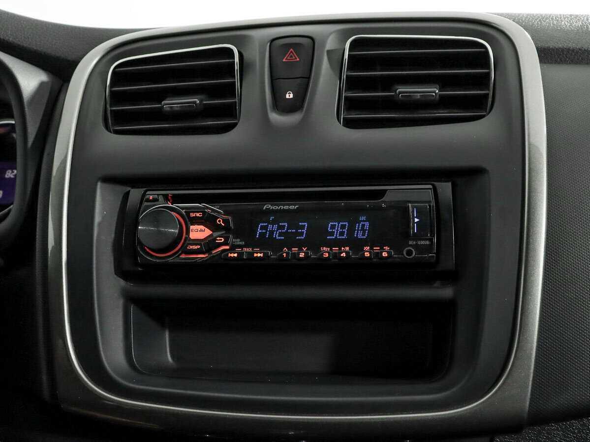 Купить Renault Sandero, 2016, 80 720 км.. Фото: #13