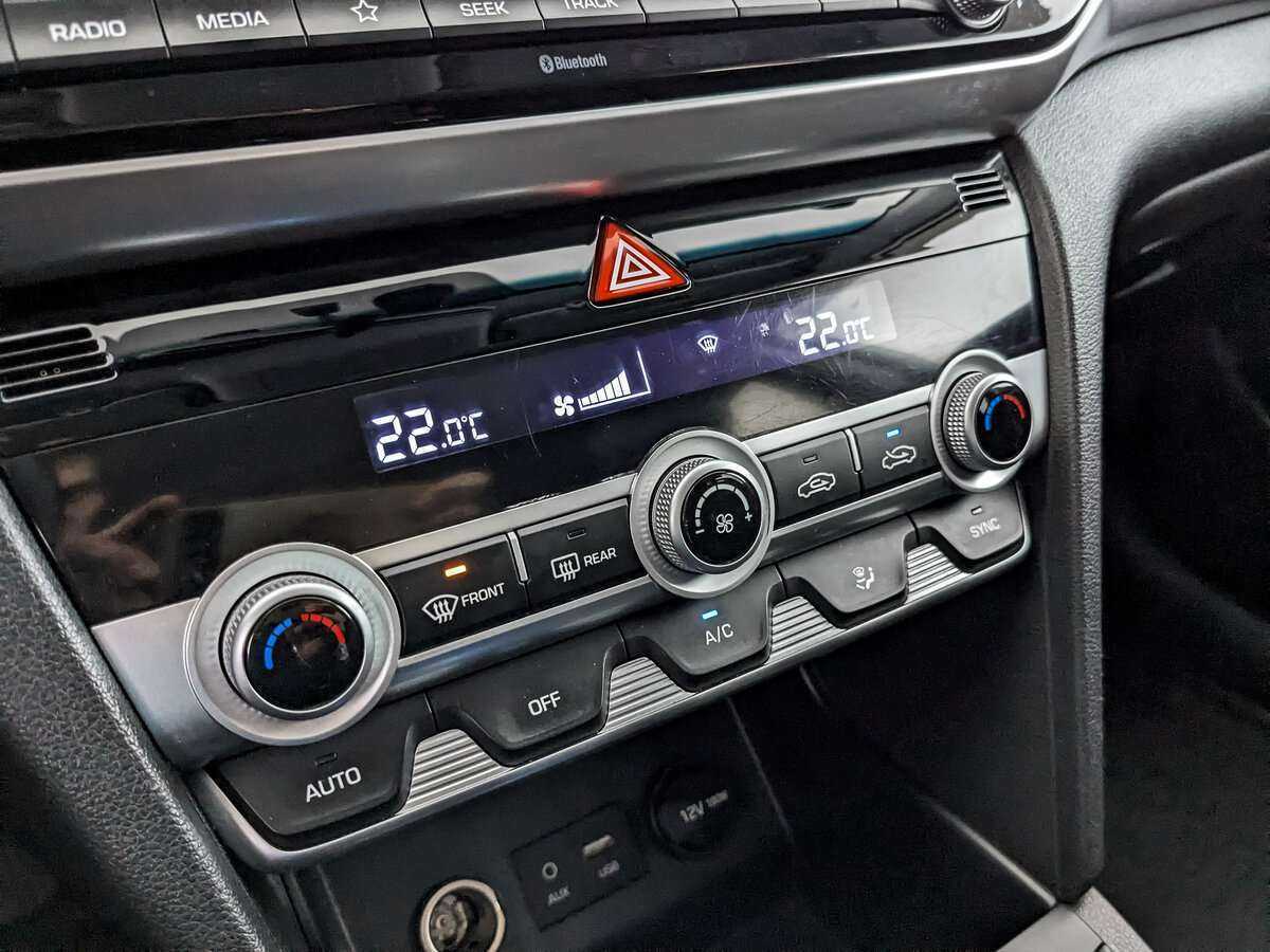 Купить Hyundai Elantra, 2020, 114 361 км.. Фото: #16