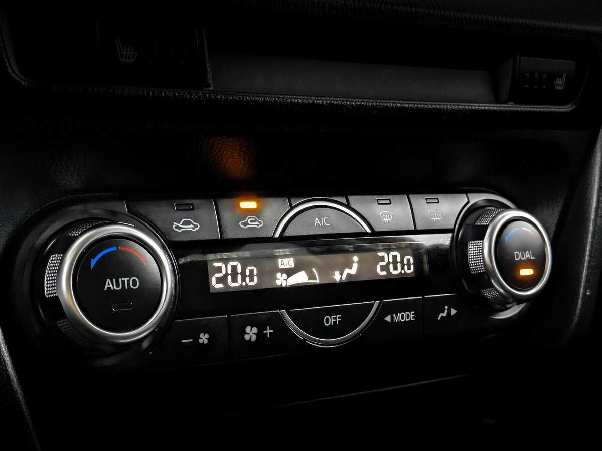 Купить Mazda 3, 2014, 145 359 км.. Фото: #20