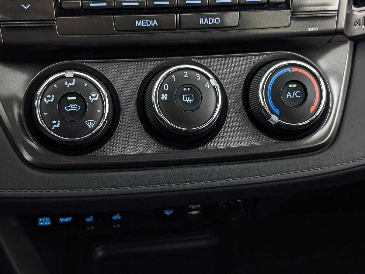 Купить Toyota RAV4, 2013, 165 335 км.. Фото: #20